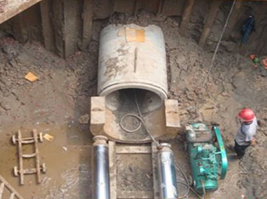 吉林非開挖大型水泥管施工設備
